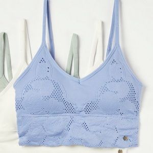 Lucky Brand Crochet Lace Seamless bralette in blue!